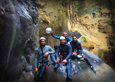 Maglia - Photo de groupe sur un rocher